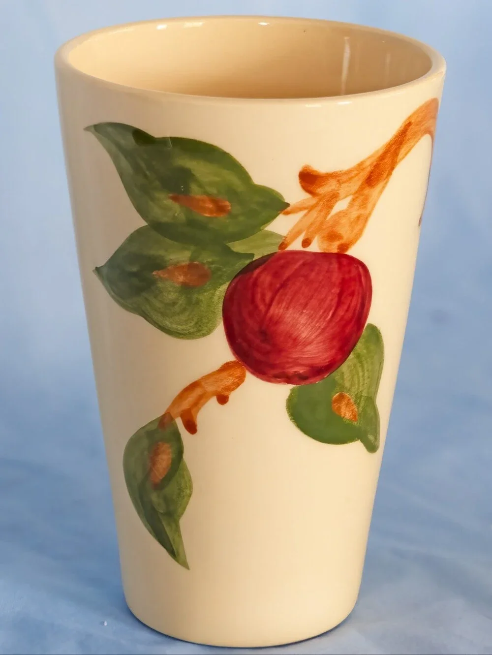 Beautiful and Stunning Franciscan Apple Tumblers. Set of 6. Made In USA!